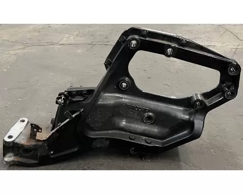 Spring Hanger KENWORTH T680 High Mountain Horsepower