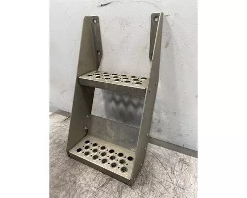 Step KENWORTH T680 Frontier Truck Parts