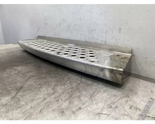 Step KENWORTH T680 Frontier Truck Parts