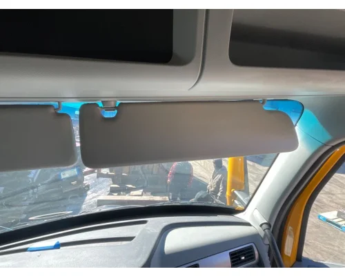 Kenworth T680 Sun Visor (External)