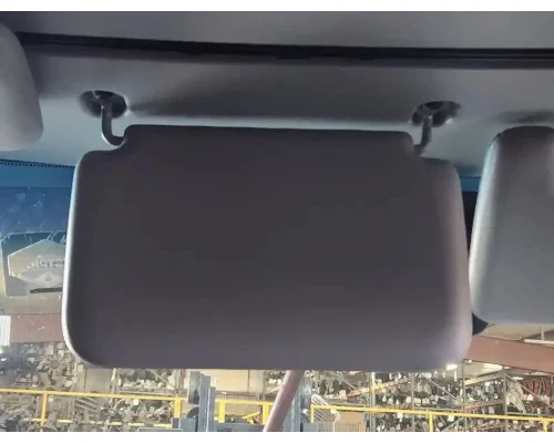 Kenworth T680 Sun Visor (External)