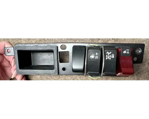 Dash / Console Switch KENWORTH T680 High Mountain Horsepower