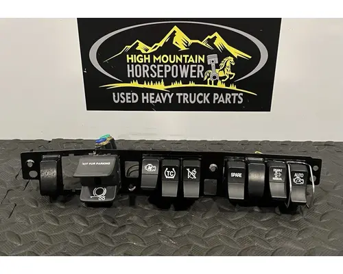 Dash / Console Switch KENWORTH T680 High Mountain Horsepower