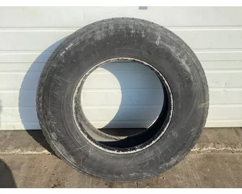 Kenworth T680 Tires