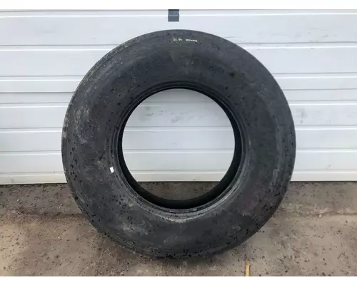 Kenworth T680 Tires