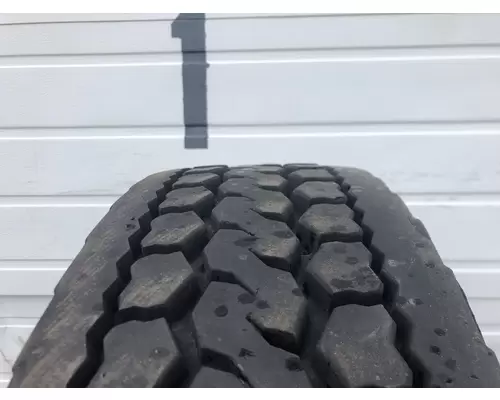 Kenworth T680 Tires