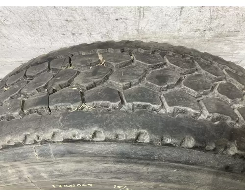 Kenworth T680 Tires