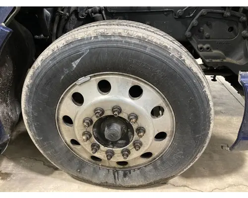 Kenworth T680 Tires