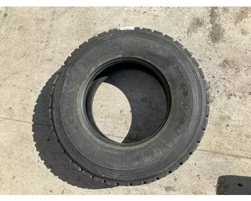 Kenworth T680 Tires