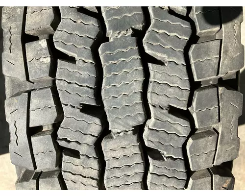 Kenworth T680 Tires