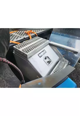 Kenworth T680 Tool Box