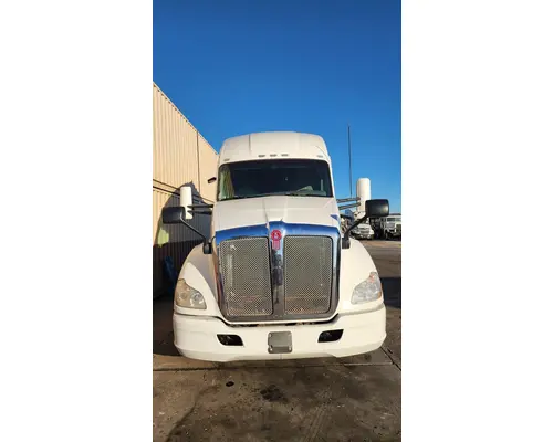 Complete Vehicle KENWORTH T680 American Truck Salvage