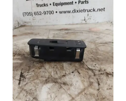 Kenworth T680 Windshield Glass