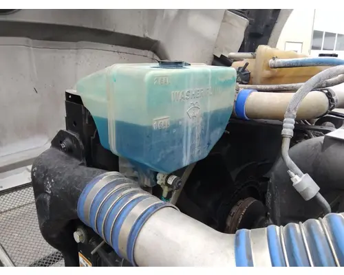Windshield Washer Reservoir KENWORTH T680 LKQ Thompson Motors - Wykoff