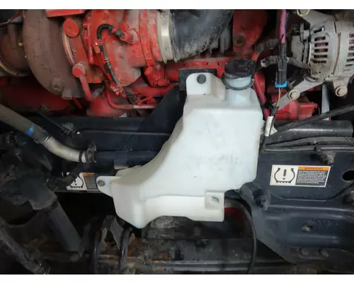 Windshield Washer Reservoir KENWORTH T680 LKQ Thompson Motors - Wykoff