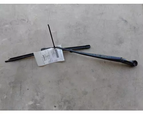Windshield Wiper Arm KENWORTH T680 LKQ Thompson Motors - Wykoff