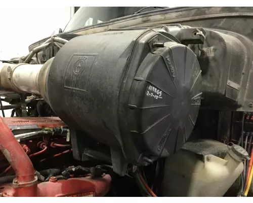 Kenworth T700 Air Cleaner