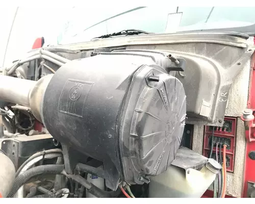 Kenworth T700 Air Cleaner