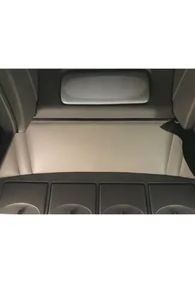 Kenworth T700 Body, Misc. Parts