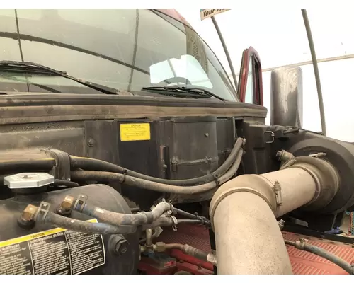 Kenworth T700 Body, Misc. Parts