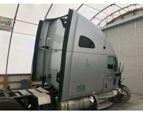 Kenworth T700 Cab Assembly