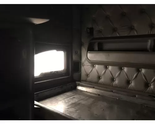 Kenworth T700 Cab Assembly