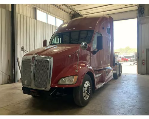 Kenworth T700 Cab Assembly