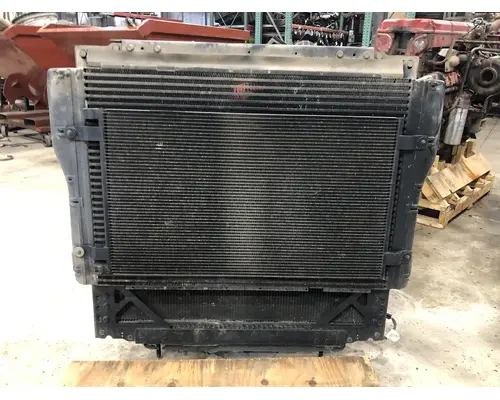 Kenworth T700 Cooling Assembly. (Rad., Cond., ATAAC)