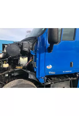 Kenworth T700 Cowl