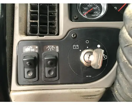 Kenworth T700 Dash Assembly