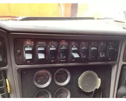 Kenworth T700 Dash Assembly