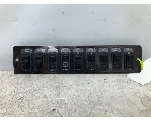 Dash / Console Switch KENWORTH T700 Frontier Truck Parts