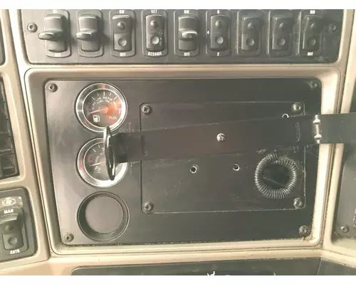 Kenworth T700 Dash Panel