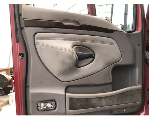 Kenworth T700 Door Assembly, Front