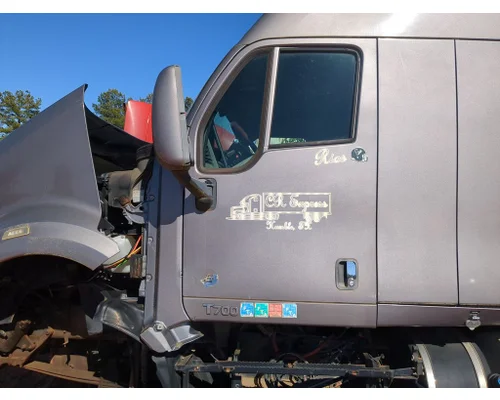 Door Assembly, Front KENWORTH T700 Salvage City Inc.