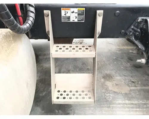 Kenworth T700 Engine Brackets, Misc.