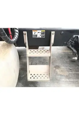 Kenworth T700 Engine Brackets, Misc.