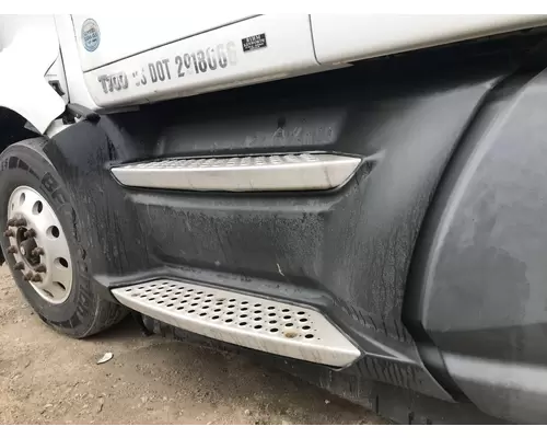 Kenworth T700 Fairing (Side)