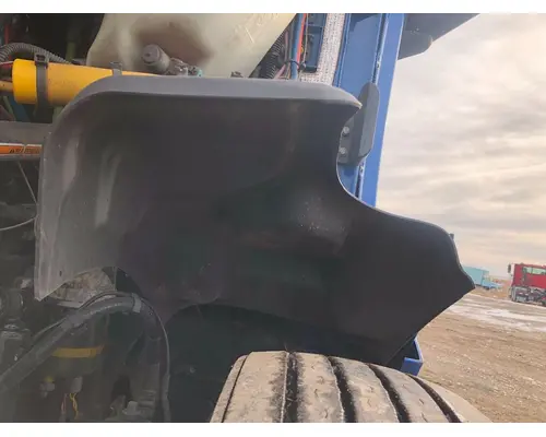 Kenworth T700 Fender
