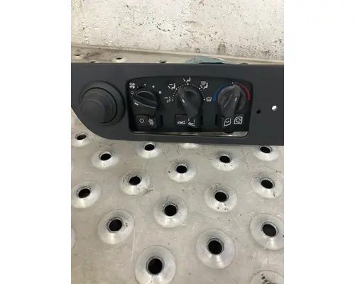 Heater Or Air Conditioner Parts, Misc. KENWORTH T700 Valley Truck - Grand Rapids