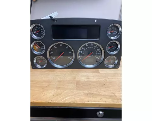 Instrument Cluster KENWORTH T700 Valley Truck - Grand Rapids
