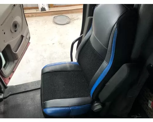 Kenworth T700 Seat (non-Suspension)