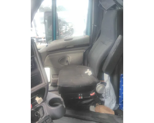 Seat, Front KENWORTH T700 LKQ Evans Heavy Truck Parts