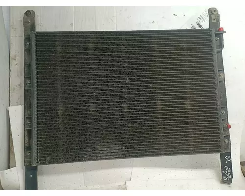 Kenworth T800B Air Conditioner Condenser