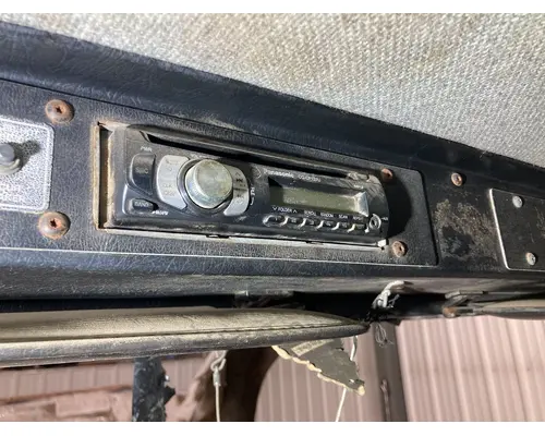 Radio Kenworth T800 Vander Haags Inc Sf