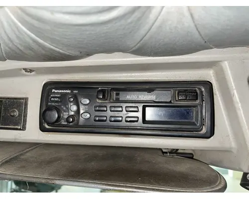 Radio Kenworth T800 Vander Haags Inc WM