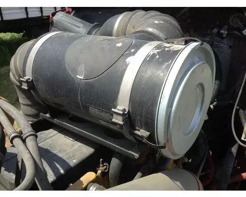 Kenworth T800 Air Cleaner