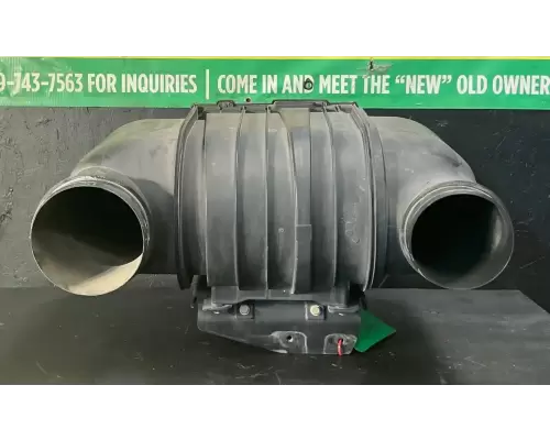 Kenworth T800 Air Cleaner