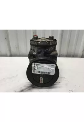 Kenworth T800 Air Conditioner Compressor