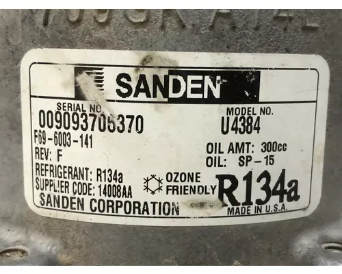 Kenworth T800 Air Conditioner Compressor